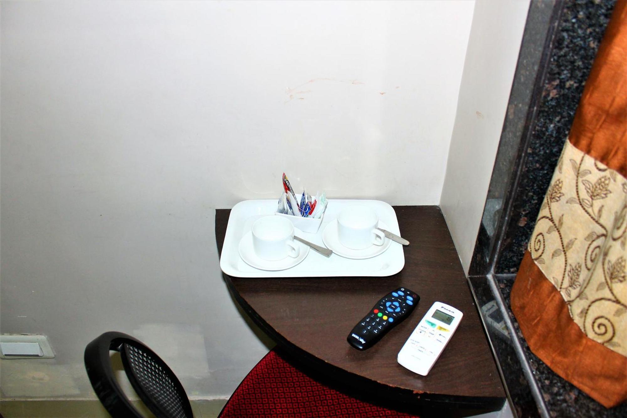 Reliable Inn Kolkata Ngoại thất bức ảnh