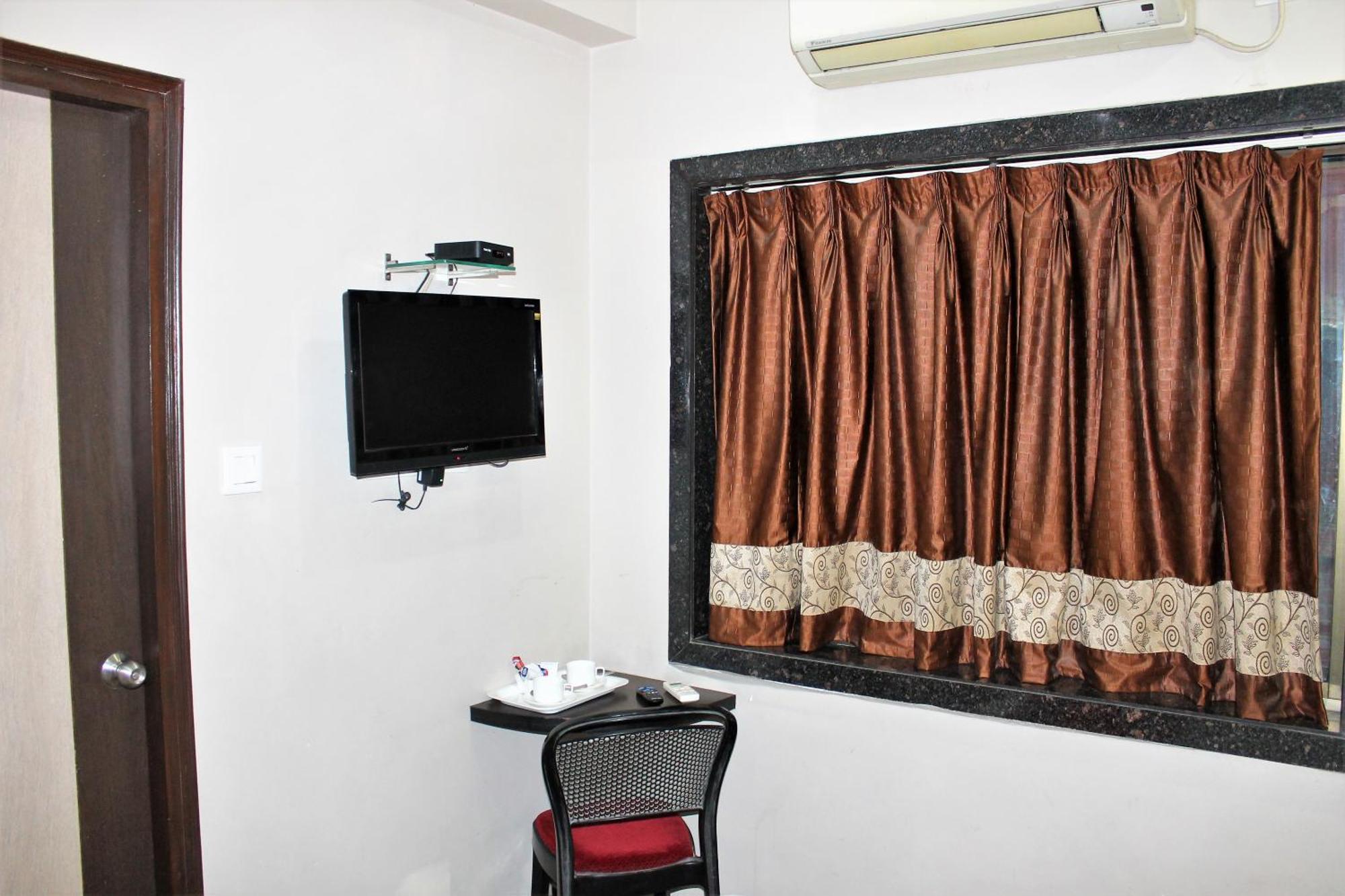 Reliable Inn Kolkata Ngoại thất bức ảnh