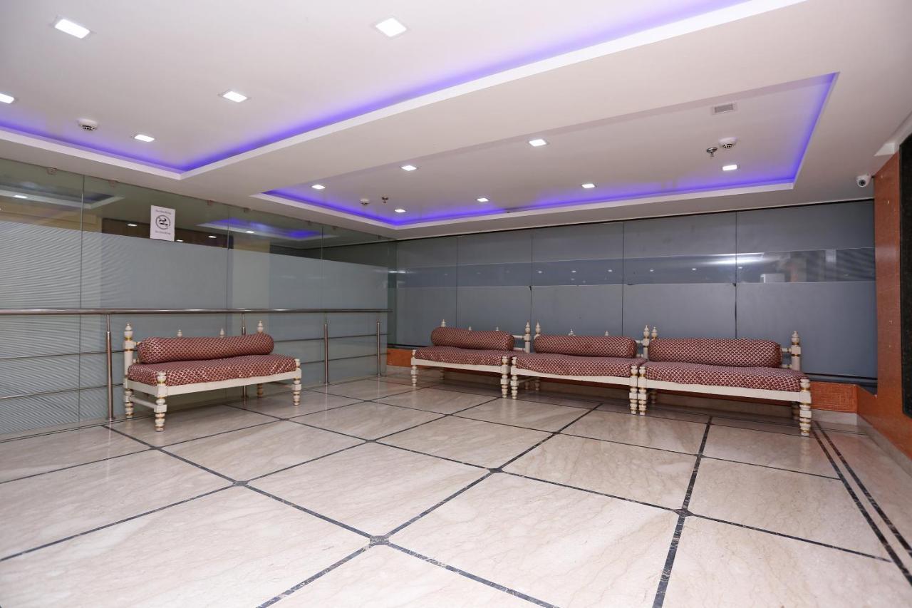 Reliable Inn Kolkata Ngoại thất bức ảnh